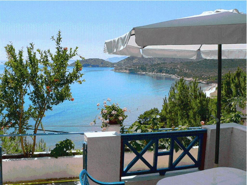 Blue Horizon Apartment Marathókampos Екстериор снимка