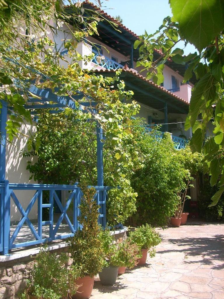Blue Horizon Apartment Marathókampos Екстериор снимка